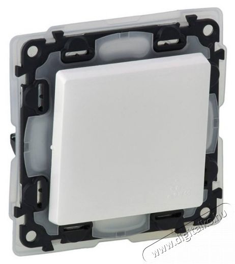 Legrand 764502 Nilo&eacute; feh&eacute;r kettős v&aacute;lt&oacute;kapcsol&oacute; H&aacute;ztart&aacute;s / Otthon / K&uuml;lt&eacute;r - Vil&aacute;g&iacute;t&aacute;s / elektromoss&aacute;g - H&aacute;l&oacute;zati eloszt&oacute; / hosszabb&iacute;t&oacute; / adapter - 392150