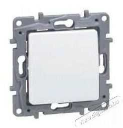 Legrand 764504 Nilo&eacute; feh&eacute;r Keresztkapcsol&oacute; H&aacute;ztart&aacute;s / Otthon / K&uuml;lt&eacute;r - Vil&aacute;g&iacute;t&aacute;s / elektromoss&aacute;g - H&aacute;l&oacute;zati eloszt&oacute; / hosszabb&iacute;t&oacute; / adapter - 392151