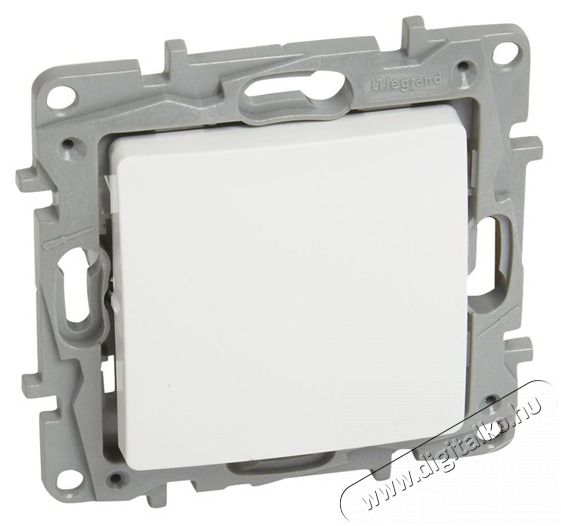 Legrand 764504 Nilo&eacute; feh&eacute;r Keresztkapcsol&oacute; H&aacute;ztart&aacute;s / Otthon / K&uuml;lt&eacute;r - Vil&aacute;g&iacute;t&aacute;s / elektromoss&aacute;g - H&aacute;l&oacute;zati eloszt&oacute; / hosszabb&iacute;t&oacute; / adapter - 392151