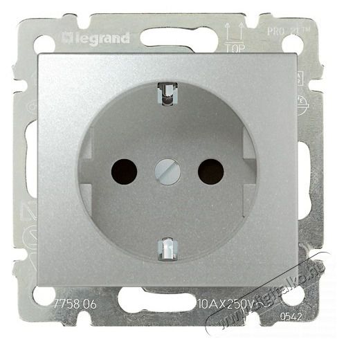 Legrand 770120 Valena aluminium 2P+F csatlakoz&oacute;aljzat H&aacute;ztart&aacute;s / Otthon / K&uuml;lt&eacute;r - Vil&aacute;g&iacute;t&aacute;s / elektromoss&aacute;g - H&aacute;l&oacute;zati eloszt&oacute; / hosszabb&iacute;t&oacute; / adapter - 392155