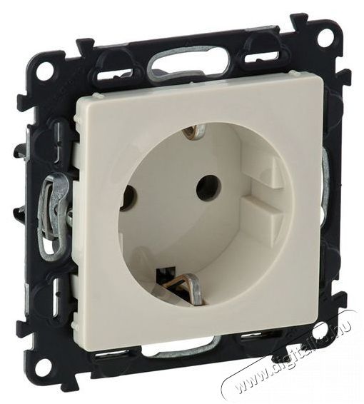 Legrand 753221 Valena Life gyermekv&eacute;delem n&eacute;lk&uuml;l/ rug&oacute;s vezet&eacute;kbek&ouml;t&eacute;ssel elef&aacute;ntcsont 2P+F csatlakoz&oacute;aljzat H&aacute;ztart&aacute;s / Otthon / K&uuml;lt&eacute;r - Vil&aacute;g&iacute;t&aacute;s / elektromoss&aacute;g - H&aacute;l&oacute;zati eloszt&oacute; / hosszabb&iacute;t&oacute; / adapter - 392344