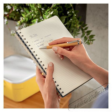 Leitz COSY Soft touch B5 b&aacute;rsony sz&uuml;rke kock&aacute;s spir&aacute;lf&uuml;zet Iroda &eacute;s sz&aacute;m&iacute;t&aacute;stechnika - Egy&eacute;b sz&aacute;m&iacute;t&aacute;stechnikai term&eacute;k - 396260