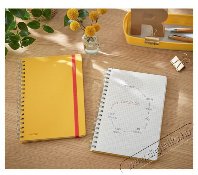 Leitz COSY Soft touch B5 meleg s&aacute;rga kock&aacute;s spir&aacute;lf&uuml;zet Iroda &eacute;s sz&aacute;m&iacute;t&aacute;stechnika - Egy&eacute;b sz&aacute;m&iacute;t&aacute;stechnikai term&eacute;k - 396182