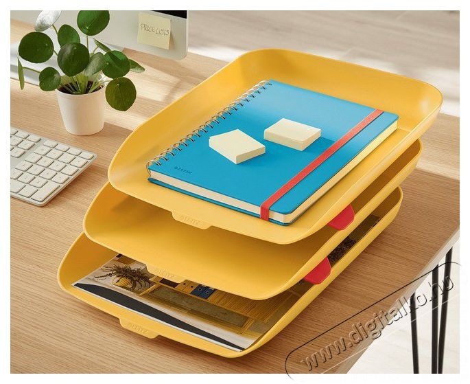 Leitz COSY Soft touch B5 nyugodt k&eacute;k kock&aacute;s spir&aacute;lf&uuml;zet Iroda &eacute;s sz&aacute;m&iacute;t&aacute;stechnika - Egy&eacute;b sz&aacute;m&iacute;t&aacute;stechnikai term&eacute;k - 396189