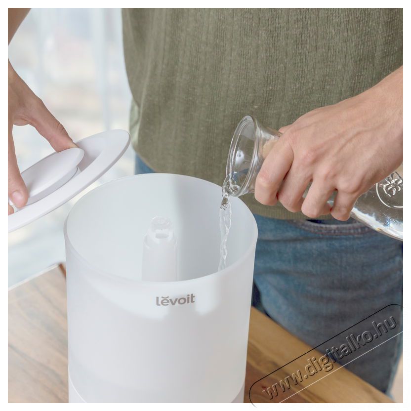 Levoit DUAL 150 3v1 Aroma LED 3 l P&aacute;r&aacute;s&iacute;t&oacute; Sz&eacute;ps&eacute;g&aacute;pol&aacute;s / Eg&eacute;szs&eacute;g - L&eacute;gtiszt&iacute;t&oacute; / p&aacute;r&aacute;s&iacute;t&oacute; / p&aacute;r&aacute;tlan&iacute;t&oacute; - P&aacute;r&aacute;s&iacute;t&oacute; - 525215