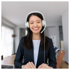 Logitech 981-001286 H390 USB-s feh&eacute;r mikrofonos fejhallgat&oacute; Audio-Video / Hifi / Multim&eacute;dia - F&uuml;l &eacute;s Fejhallgat&oacute;k - Fejhallgat&oacute; mikrofonnal / headset - 465042