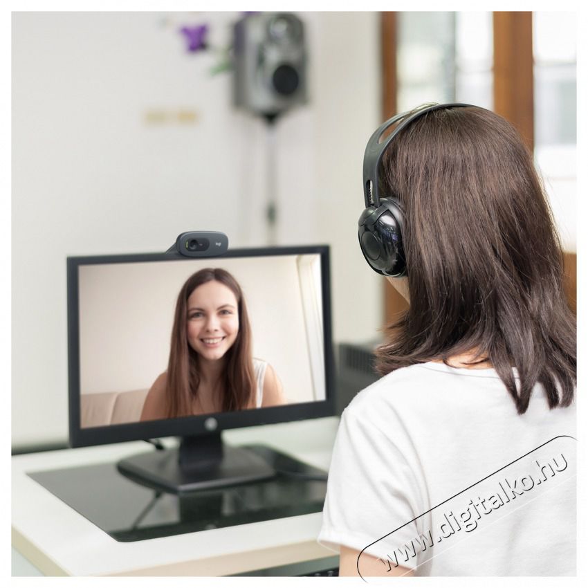 Logitech C270 720p fekete mikrofonos webkamera Iroda &eacute;s sz&aacute;m&iacute;t&aacute;stechnika - Webkamera - 339603