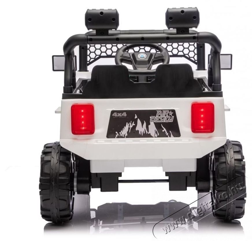 Mappy Go 4x4 elektromos gyerekaut&oacute;, t&aacute;vir&aacute;ny&iacute;t&oacute;val, 105 x 65 x 58 cm, Feh&eacute;r H&aacute;ztart&aacute;s / Otthon / K&uuml;lt&eacute;r - J&aacute;t&eacute;k / Sport - Elektromos be&uuml;lős j&aacute;rmű - 540680