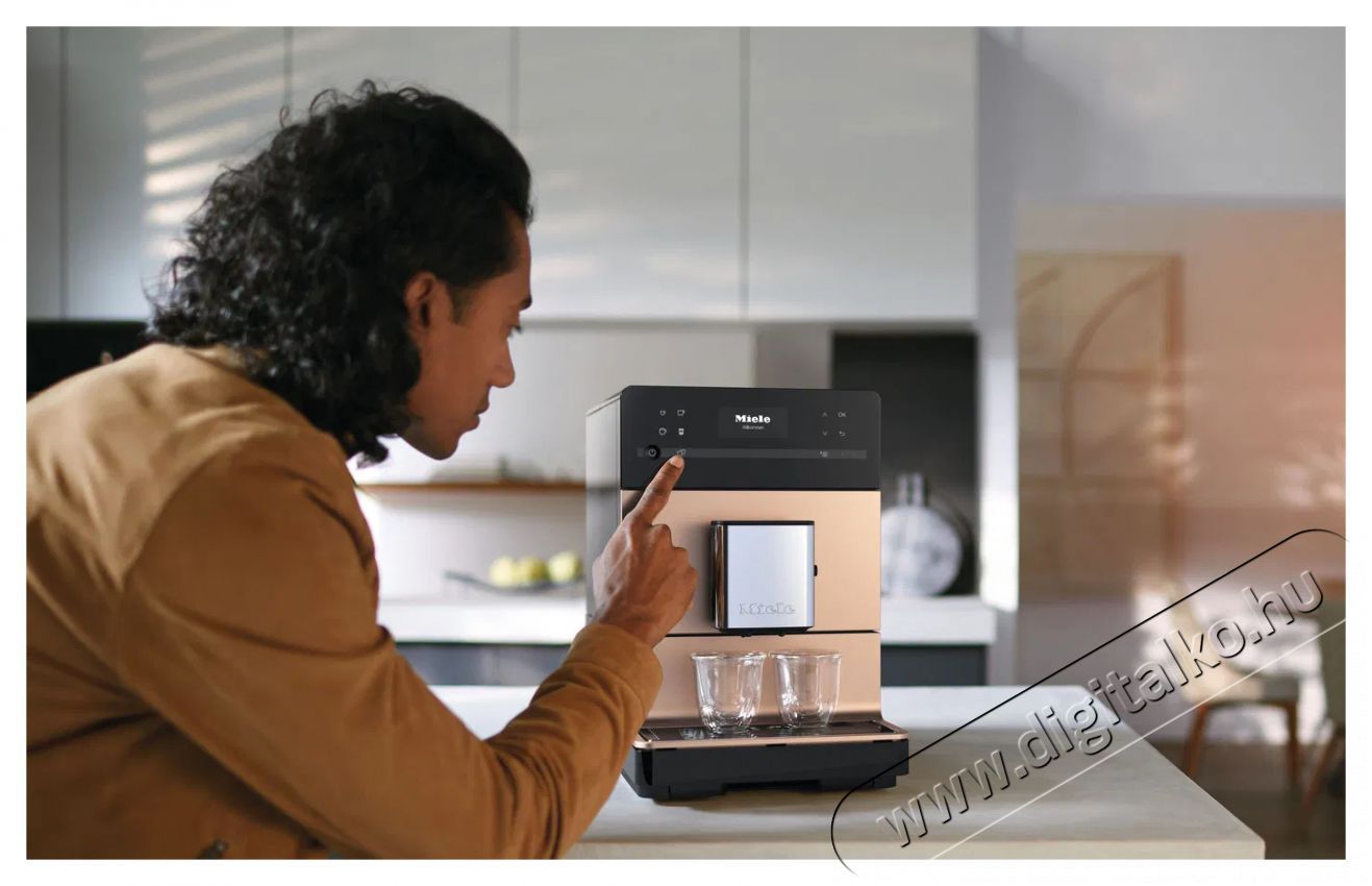 Miele CM 5510 Silence Konyhai term&eacute;kek - K&aacute;v&eacute;főző / k&aacute;v&eacute;&ouml;rlő / kieg&eacute;sz&iacute;tő - Automata k&aacute;v&eacute;főző - 512708