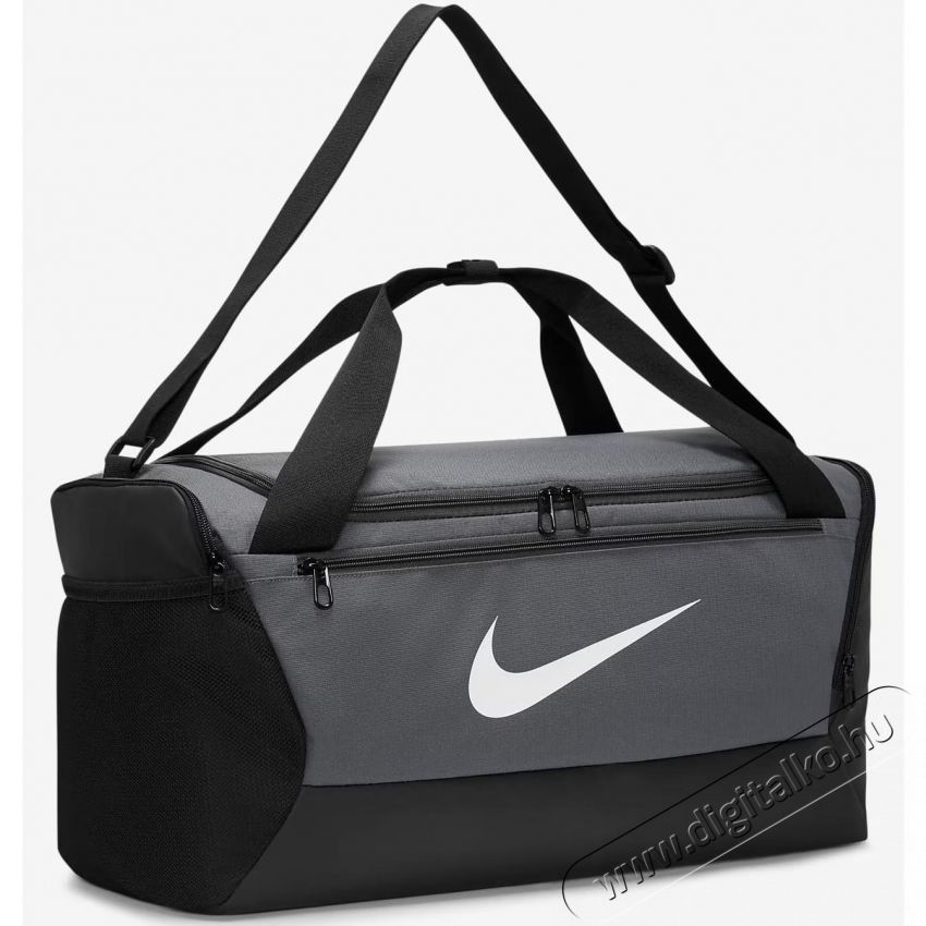 NIKE Brasilia 9.5 S Sportt&aacute;ska, 41L, 51x28x28cm, s&ouml;t&eacute;tsz&uuml;rke H&aacute;ztart&aacute;s / Otthon / K&uuml;lt&eacute;r - J&aacute;t&eacute;k / Sport - Kieg&eacute;sz&iacute;tő - 535480