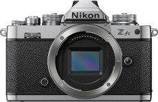Nikon Z fc váz - Fényképezőgép / kamera - MILC cserélhető objektíves kompakt fényképezőgép - 520012