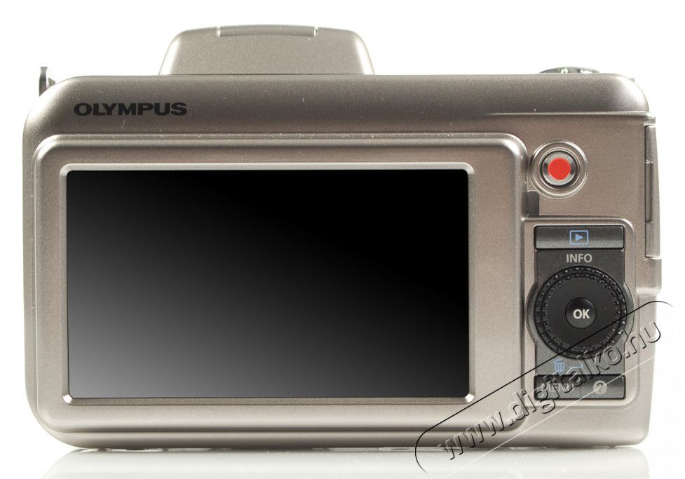 Olympus SP-800 UZ ez&uuml;st-kamera F&eacute;nyk&eacute;pezőg&eacute;p / kamera - Ultrazoom f&eacute;nyk&eacute;pezőg&eacute;p - K&ouml;zepes m&eacute;retű - 252418