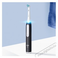 Oral-B iO3 elektromos fogkefe - Matt Black Sz&eacute;ps&eacute;g&aacute;pol&aacute;s / Eg&eacute;szs&eacute;g - Sz&aacute;j / fog &aacute;pol&aacute;s - Elektromos fogkefe - 494905