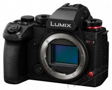 PANASONIC Lumix S1RII váz Fényképezőgép / kamera - Memóriakártyás videokamera - Kompakt - 520076