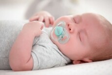 PHILIPS SCF151/01 Avent cumi Sz&eacute;ps&eacute;g&aacute;pol&aacute;s / Eg&eacute;szs&eacute;g - Baba mama term&eacute;k - Cumis&uuml;veg / cumi / etet&eacute;s kieg&eacute;sz&iacute;tő - 298581