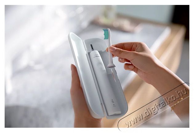 PHILIPS HX3673/13 Sonicare S3100 utaz&oacute;tokkal feh&eacute;r sz&oacute;nikus elektromos fogkefe Sz&eacute;ps&eacute;g&aacute;pol&aacute;s / Eg&eacute;szs&eacute;g - Sz&aacute;j / fog &aacute;pol&aacute;s - Elektromos fogkefe - 398192