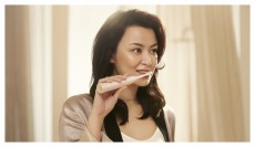 PHILIPS HX9992/11 ELEKTROMOS FOGKEFE Sz&eacute;ps&eacute;g&aacute;pol&aacute;s / Eg&eacute;szs&eacute;g - Sz&aacute;j / fog &aacute;pol&aacute;s - Elektromos fogkefe - 485448