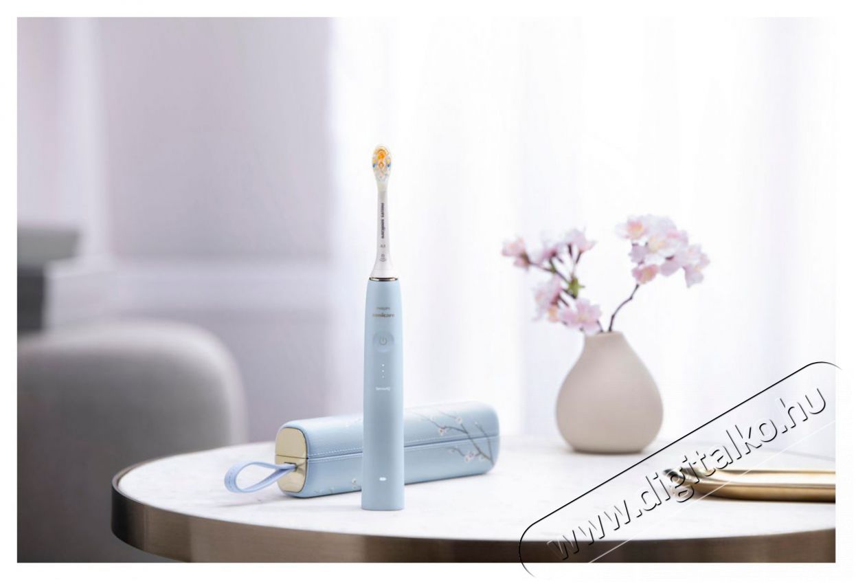 PHILIPS Sonicare 9900 DiamondClean Prestige Limited Edition Baby Blue HX9997/32 Elektromos fogkefe Sz&eacute;ps&eacute;g&aacute;pol&aacute;s / Eg&eacute;szs&eacute;g - Sz&aacute;j / fog &aacute;pol&aacute;s - Elektromos fogkefe - 525677