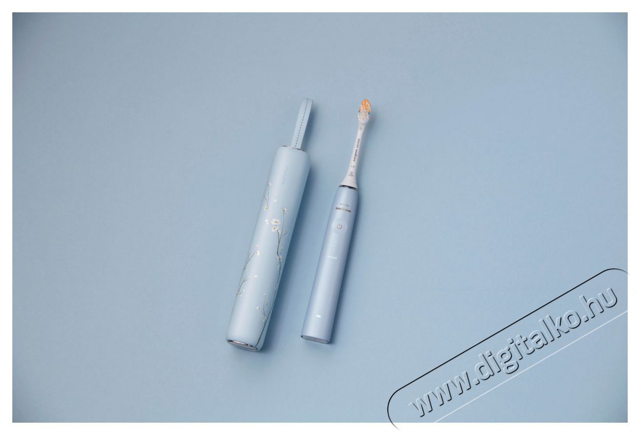 PHILIPS Sonicare 9900 DiamondClean Prestige Limited Edition Baby Blue HX9997/32 Elektromos fogkefe Sz&eacute;ps&eacute;g&aacute;pol&aacute;s / Eg&eacute;szs&eacute;g - Sz&aacute;j / fog &aacute;pol&aacute;s - Elektromos fogkefe - 525677