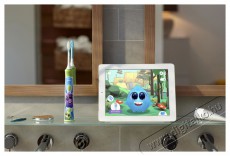 PHILIPS Sonicare for Kids HX6352/11 Elektromos fogkefe Sz&eacute;ps&eacute;g&aacute;pol&aacute;s / Eg&eacute;szs&eacute;g - Sz&aacute;j / fog &aacute;pol&aacute;s - Elektromos fogkefe - 525682
