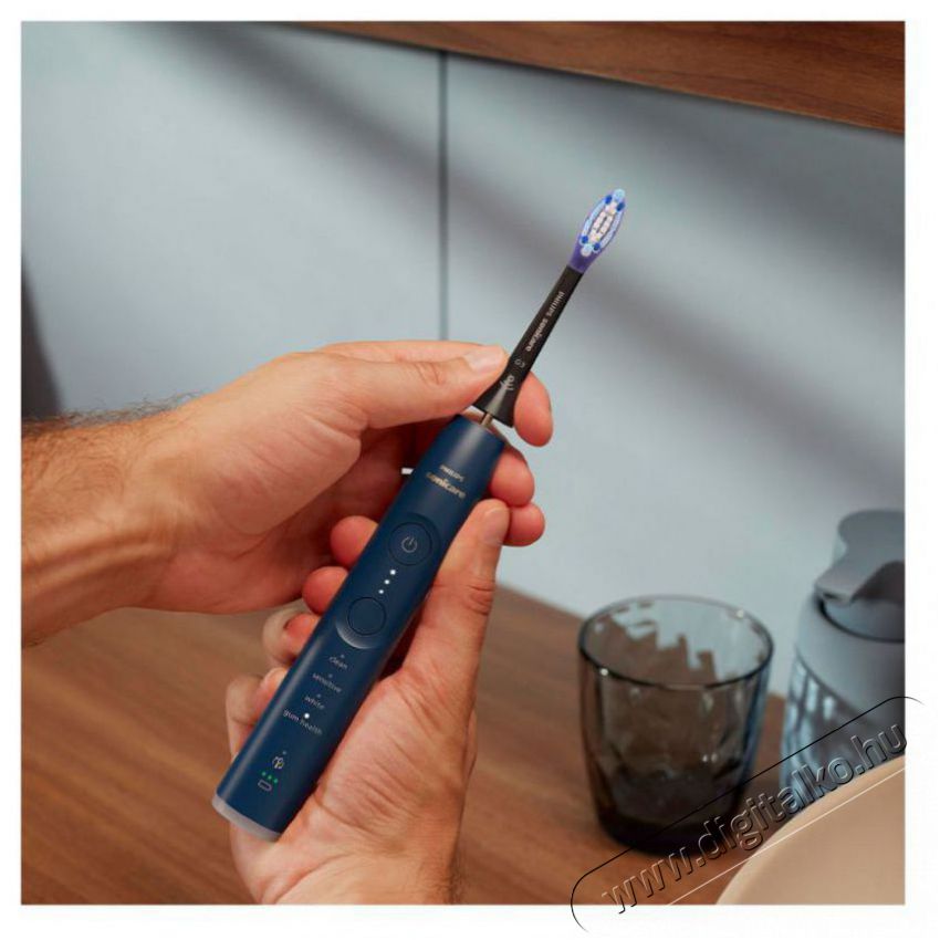 PHILIPS Sonicare 7100 HX7423/01 Elektromos fogkefe Sz&eacute;ps&eacute;g&aacute;pol&aacute;s / Eg&eacute;szs&eacute;g - Sz&aacute;j / fog &aacute;pol&aacute;s - Elektromos fogkefe - 525670