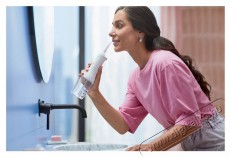PHILIPS Sonicare 9000 DiamondClean &eacute;s Power Flosser HX3886/41 Elektromos fogkefe Sz&eacute;ps&eacute;g&aacute;pol&aacute;s / Eg&eacute;szs&eacute;g - Sz&aacute;j / fog &aacute;pol&aacute;s - Elektromos fogkefe - 525673