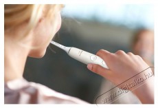 PHILIPS Sonicare 9000 DiamondClean &eacute;s Power Flosser HX3886/41 Elektromos fogkefe Sz&eacute;ps&eacute;g&aacute;pol&aacute;s / Eg&eacute;szs&eacute;g - Sz&aacute;j / fog &aacute;pol&aacute;s - Elektromos fogkefe - 525673