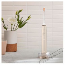 PHILIPS Sonicare 9900 DiamondClean Prestige HX9992/12 + HX9992/11 Elektromos fogkefe Sz&eacute;ps&eacute;g&aacute;pol&aacute;s / Eg&eacute;szs&eacute;g - Sz&aacute;j / fog &aacute;pol&aacute;s - Elektromos fogkefe - 525675