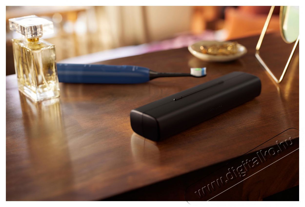 PHILIPS Sonicare 5500 HX7113/01 Elektromos fogkefe Sz&eacute;ps&eacute;g&aacute;pol&aacute;s / Eg&eacute;szs&eacute;g - Sz&aacute;j / fog &aacute;pol&aacute;s - Elektromos fogkefe - 525660