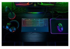 Razer Ornata V3 US RGB fekete gamer billentyűzet Iroda &eacute;s sz&aacute;m&iacute;t&aacute;stechnika - Billentyűzet / billentyűzet szett - Vezet&eacute;kes - 457645