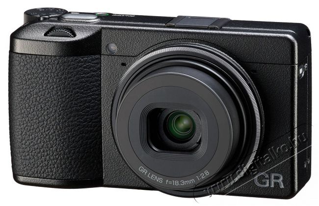 Ricoh GR IIIx HDF fekete F&eacute;nyk&eacute;pezőg&eacute;p / kamera - Kompakt f&eacute;nyk&eacute;pezőg&eacute;p - Norm&aacute;l tud&aacute;s&uacute; kompakt - 520015