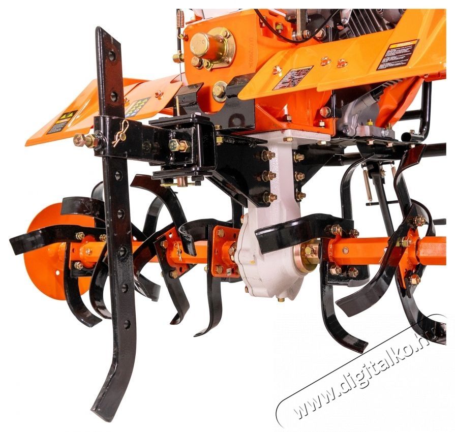 RURIS 918ACC Motoros kapa, 18 LE, 460 cm3, 4 &uuml;temű, 3 sebess&eacute;g, 1100 mm munkasz&eacute;less&eacute;g, 360 mm m&eacute;lys&eacute;g, 6.5 l benzin, gumi kerekek, ritk&iacute;t&oacute; H&aacute;ztart&aacute;s / Otthon / K&uuml;lt&eacute;r - K&uuml;lt&eacute;r / kerti term&eacute;k / grill - K&uuml;lt&eacute;ri / kerti szersz&aacute;m - 535672