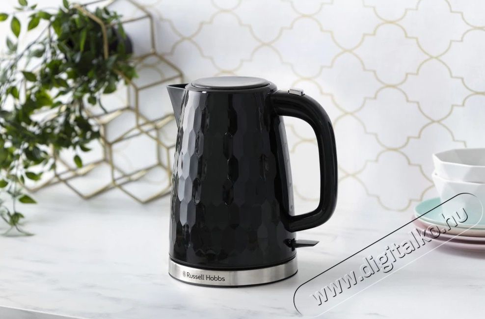 Russell Hobbs 26051-70/RH Honeycomb v&iacute;zforral&oacute; - fekete  Konyhai term&eacute;kek - V&iacute;zforral&oacute; / teafőző - 369766