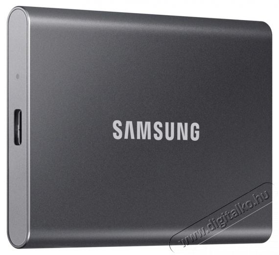 SAMSUNG 1000GB USB 3.2 (MU-PC1T0T/WW) sz&uuml;rke T7 k&uuml;lső SSD Iroda &eacute;s sz&aacute;m&iacute;t&aacute;stechnika - Adatt&aacute;rol&oacute; / merevlemez - K&uuml;lső SSD - 369777