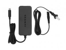 Ninebot KickScooter ES1/ES2 akumul&aacute;tor t&ouml;ltő H&aacute;ztart&aacute;s / Otthon / K&uuml;lt&eacute;r - J&aacute;t&eacute;k / Sport - Kieg&eacute;sz&iacute;tő - 360477