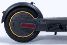 Segway Kickscooter MAX G30E II H&aacute;ztart&aacute;s / Otthon / K&uuml;lt&eacute;r - J&aacute;t&eacute;k / Sport - Roller / segway / g&ouml;rdeszka - 371276