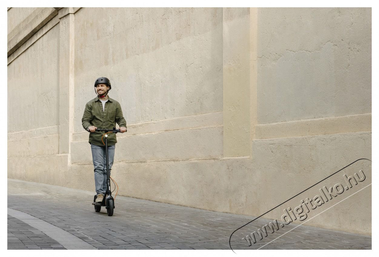 Segway Ninebot KickScooter F2 Plus elektromos roller H&aacute;ztart&aacute;s / Otthon / K&uuml;lt&eacute;r - J&aacute;t&eacute;k / Sport - Roller / segway / g&ouml;rdeszka - 478197