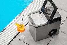 Sencor SIM 3500SS J&eacute;gkocka k&eacute;sz&iacute;tő g&eacute;p Konyhai term&eacute;kek - Konyhai kisg&eacute;p (s&uuml;t&eacute;s / főz&eacute;s / hűt&eacute;s / &eacute;telk&eacute;sz&iacute;t&eacute;s) - J&eacute;gkocka k&eacute;sz&iacute;tő g&eacute;p - 353303