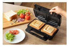 Sencor SSM 9978BK 4in1 szendvicss&uuml;tő Konyhai term&eacute;kek - Konyhai kisg&eacute;p (s&uuml;t&eacute;s / főz&eacute;s / hűt&eacute;s / &eacute;telk&eacute;sz&iacute;t&eacute;s) - Melegszendvics / gofri s&uuml;tő - 376841