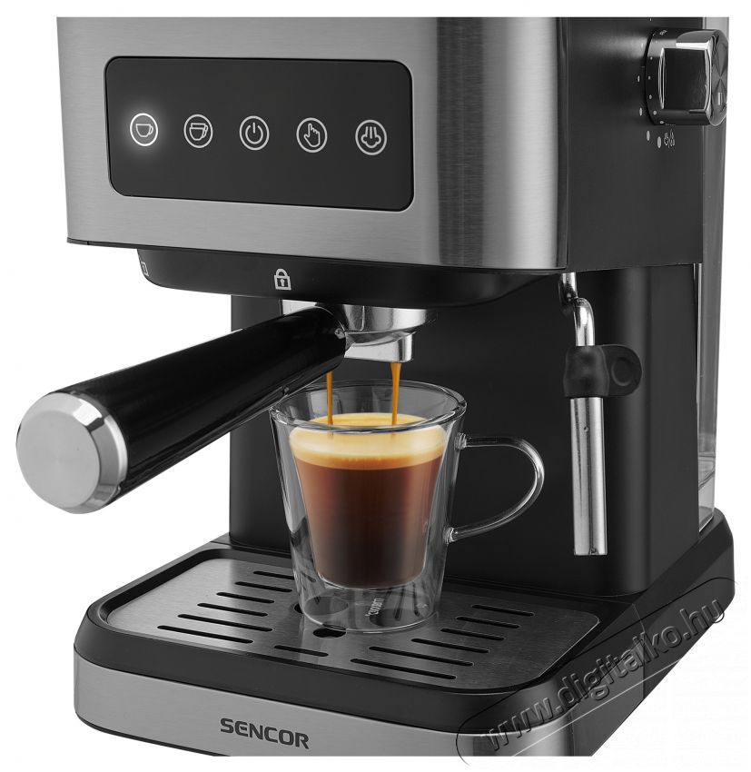 Sencor SES 4020SS Karos eszpressz&oacute; k&aacute;v&eacute;főző Konyhai term&eacute;kek - K&aacute;v&eacute;főző / k&aacute;v&eacute;&ouml;rlő / kieg&eacute;sz&iacute;tő - Pressz&oacute; k&aacute;v&eacute;főző - 493603