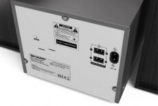 SHARP XL-B512BK Bluetooth mikrohifi rendszer - fekete, fa hangsz&oacute;r&oacute;kkal Audio-Video / Hifi / Multim&eacute;dia - Hifi - Sztere&oacute; - Mikro-, mini hifi rendszer - 369933