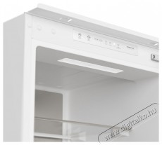 Siguro Armoa D252W Be&eacute;p&iacute;thető alulfagyaszt&oacute;s kombin&aacute;lt hűtő Konyhai term&eacute;kek - Hűtő, fagyaszt&oacute; (be&eacute;p&iacute;thető) - Alulfagyaszt&oacute;s kombin&aacute;lt hűtő - 528021