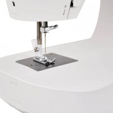 Singer M2105 varr&oacute;g&eacute;p - feh&eacute;r H&aacute;ztart&aacute;s / Otthon / K&uuml;lt&eacute;r - Varr&oacute;g&eacute;p - 366871