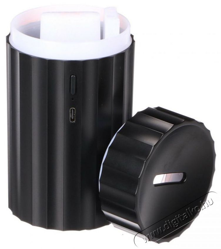 SIXTOL Sixtol Car Flame Aut&oacute;s aroma diff&uacute;zor, italtart&oacute;ba, 100 ml, USB-C, fekete Fot&oacute;-Vide&oacute; kieg&eacute;sz&iacute;tők - F&eacute;nyterelő - Diff&uacute;zor - 526091