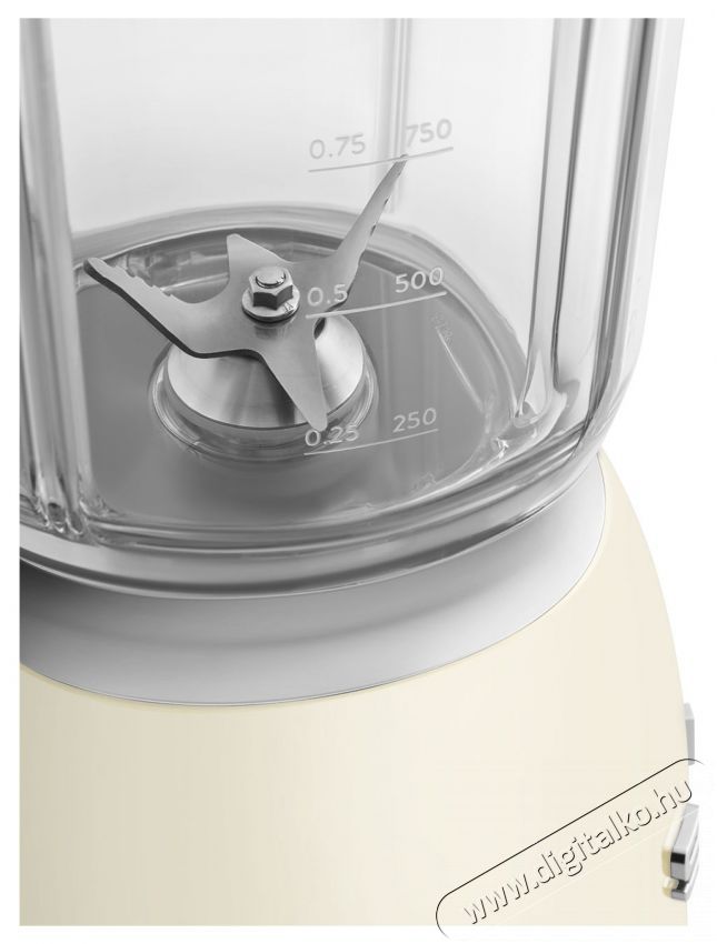 Smeg BLF03CREU BLF03CREU Konyhai kisg&eacute;p (elők&eacute;sz&iacute;t&eacute;s / feldolgoz&aacute;s) Konyhai term&eacute;kek - Konyhai kisg&eacute;p (elők&eacute;sz&iacute;t&eacute;s / feldolgoz&aacute;s) - Turmixg&eacute;p - 520636