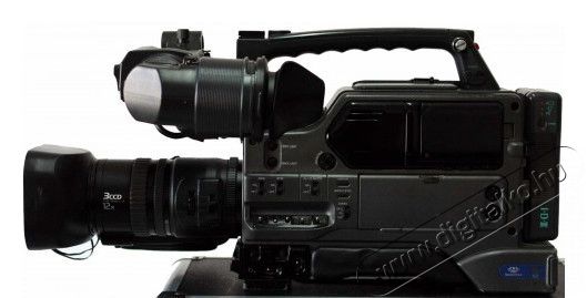 SONY DSR-250P-kamera F&eacute;nyk&eacute;pezőg&eacute;p / kamera - MiniDV / DVCAM kamera - 309