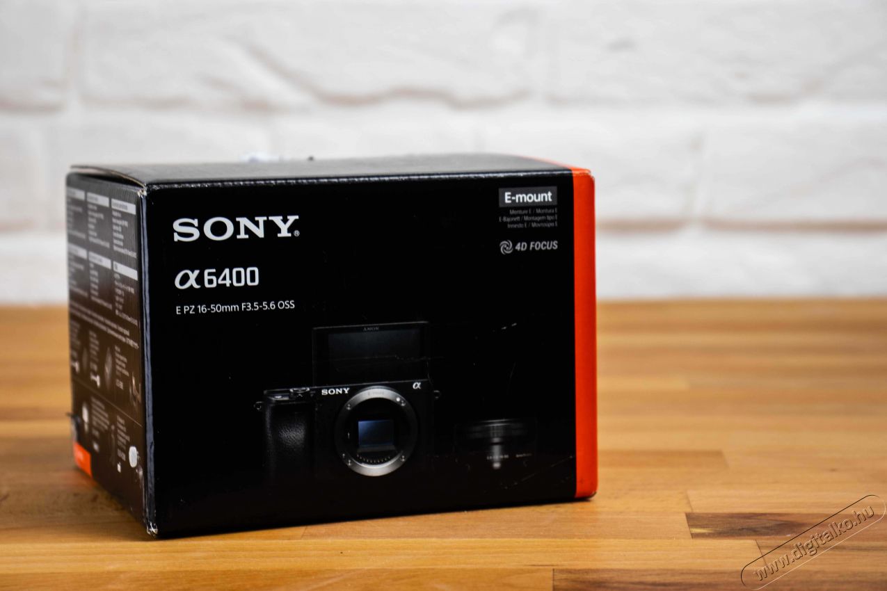 SONY Alpha 6400 + 16-50mm - fekete F&eacute;nyk&eacute;pezőg&eacute;p / kamera - MILC cser&eacute;lhető objekt&iacute;ves kompakt f&eacute;nyk&eacute;pezőg&eacute;p - 347158