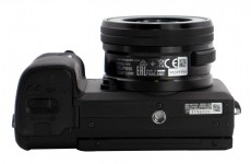 SONY Alpha 6400 + 16-50mm - fekete F&eacute;nyk&eacute;pezőg&eacute;p / kamera - MILC cser&eacute;lhető objekt&iacute;ves kompakt f&eacute;nyk&eacute;pezőg&eacute;p - 347158