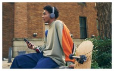 SONY WHCH520C.CE7 Bluetooth b&eacute;zs fejhallgat&oacute; Audio-Video / Hifi / Multim&eacute;dia - F&uuml;l &eacute;s Fejhallgat&oacute;k - Fejhallgat&oacute; - 462311