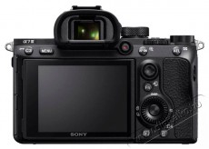 SONY Alpha A7 III v&aacute;z F&eacute;nyk&eacute;pezőg&eacute;p / kamera - Kompakt f&eacute;nyk&eacute;pezőg&eacute;p - F&eacute;lprofi tud&aacute;s&uacute; kompakt - 519986
